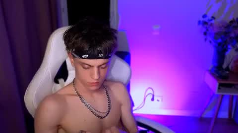 JOELXLANE online show from July 16, 7:32 pm
