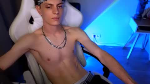 JOELXLANE online show from July 13, 6:43 pm