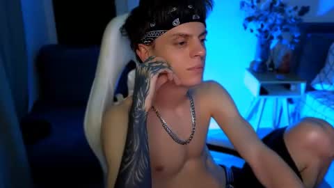 JOELXLANE online show from July 29, 9:03 pm