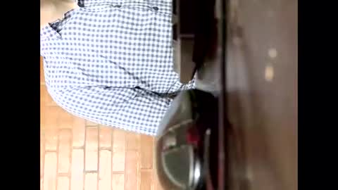 johan70nsexy online show from May 1, 7:33 am