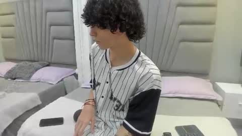 johan_tim online show from July 7, 11:14 am