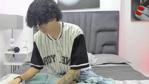 johan_tim online show from June 30, 11:11 am