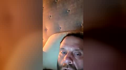 john30033727 online show from July 25, 7:21 pm