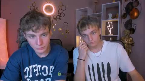 John online show from May 18, 12:22 pm