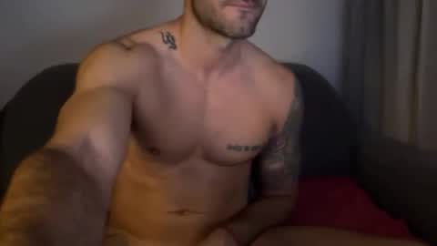 Johnny  b0y online show from May 5, 2:13 am