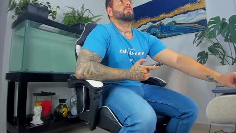 JOHNNY online show from May 13, 1:46 am