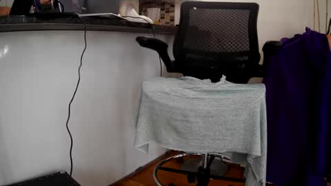 johntylerr833 online show from July 17, 9:21 pm