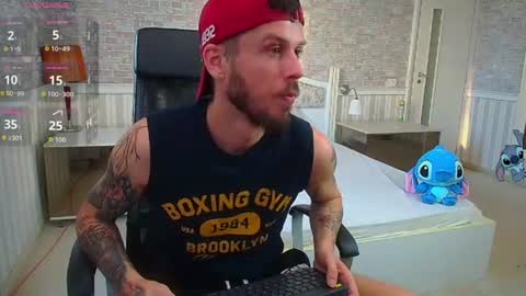 JonahShaw online show from August 10, 4:18 am