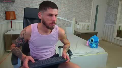 JonahShaw online show from July 30, 5:07 am