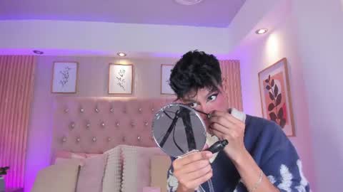 Jonas  online show from July 17, 5:03 am