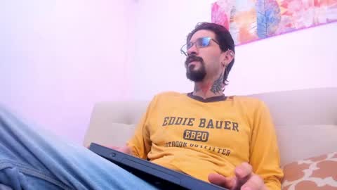 jonathan_sinn online show from June 9, 3:41 am