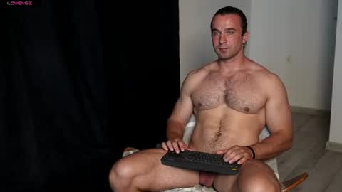jonathanfranz123 online show from June 10, 11:23 am