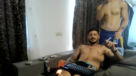 jonnyporn1 online show from June 27, 12:22 pm