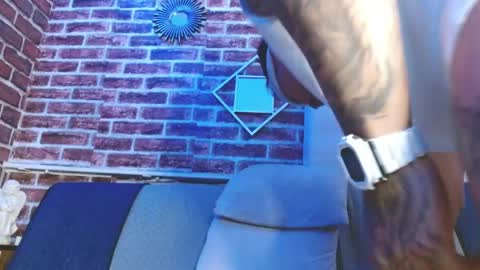 Jordan  online show from April 28, 5:06 pm