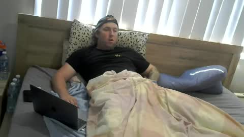 jorddiickzilla online show from July 30, 4:34 am