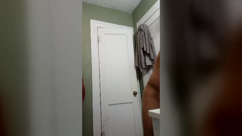 joselaoeivty18 online show from July 3, 5:39 pm