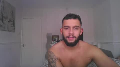 josh_xo online show from July 4, 1:58 pm