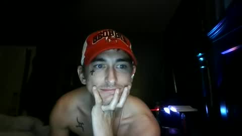 joshuamadeit123 online show from July 4, 5:43 am