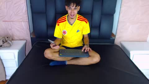 Jossep  online show from July 7, 1:48 pm