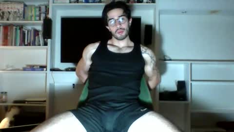 jotarojas1 online show from May 26, 2:51 am