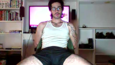 jotarojas1 online show from May 11, 7:11 pm