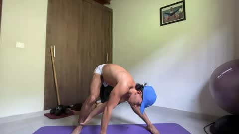 Im Jouliano online show from May 8, 3:12 pm