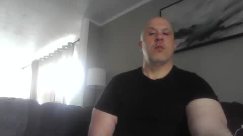 jr1871 online show from May 11, 2:08 pm