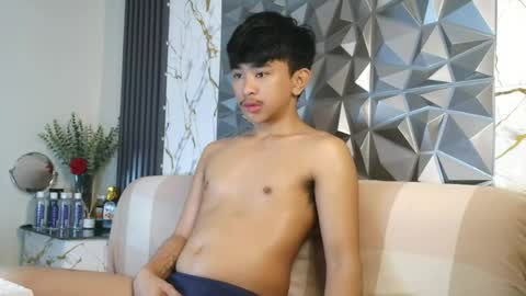 jr_exclusive online show from May 13, 8:44 am