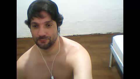 jrcsrodrigo online show from April 18, 2:13 am