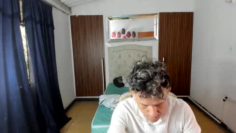 juan_and_luke online show from May 14, 12:36 pm