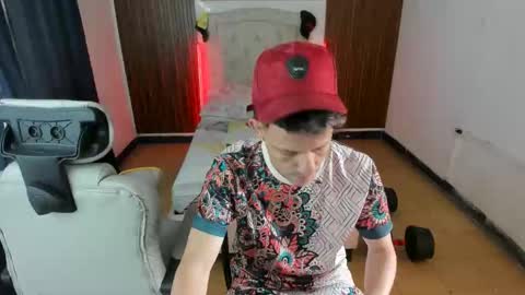 juan_and_luke online show from April 30, 12:34 pm