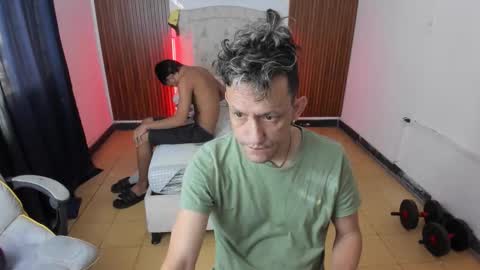 juan_and_luke online show from May 1, 12:30 pm