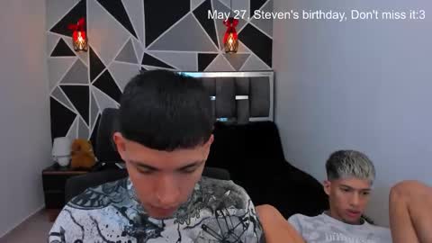 JuanSteven online show from May 11, 11:13 pm