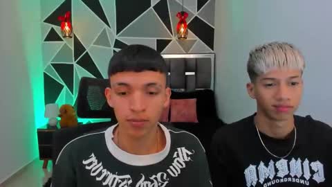 JuanSteven online show from May 2, 3:53 am