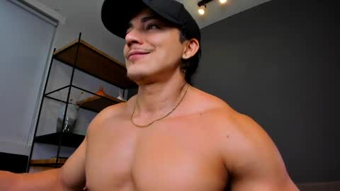 JUANDRES online show from May 13, 4:53 am