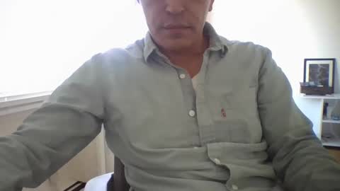 juanearth1 online show from May 7, 10:54 pm