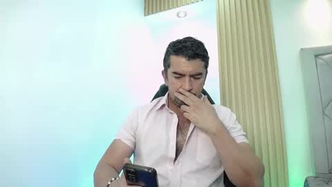 Juan k online show from April 30, 5:31 pm