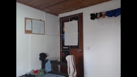 Julfigo online show from May 5, 6:41 pm