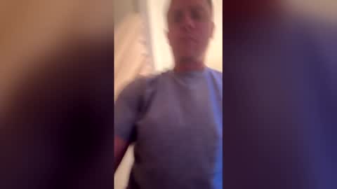 juliangregory9009 online show from June 8, 6:42 pm