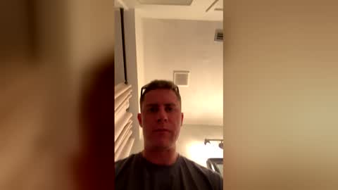 juliangregory9009 online show from June 5, 1:43 am