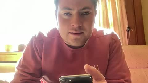 Julian Larra online show from May 19, 5:41 pm