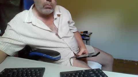 junkhp1 online show from July 1, 6:08 pm