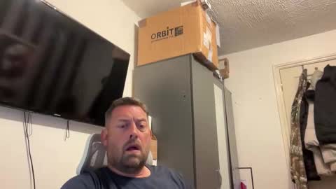 Junky online show from May 22, 10:26 pm