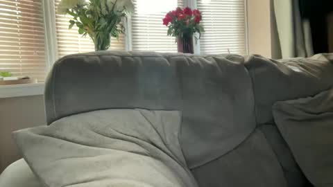 Junky online show from May 11, 5:54 pm