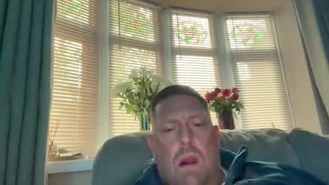Junky online show from May 13, 6:05 pm