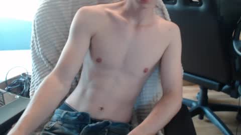 Chris online show from July 14, 6:36 pm