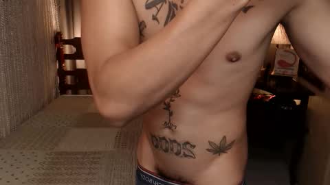 justine_hunk online show from May 22, 8:08 am