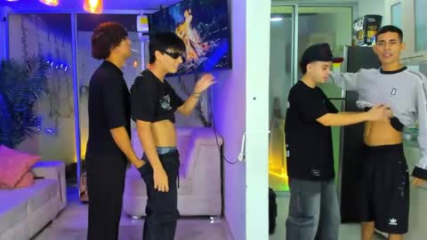 justingtime21 online show from May 23, 5:24 am