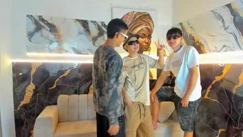 justingtime21 online show from May 13, 10:07 pm