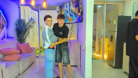 justingtime21 online show from April 29, 9:32 pm